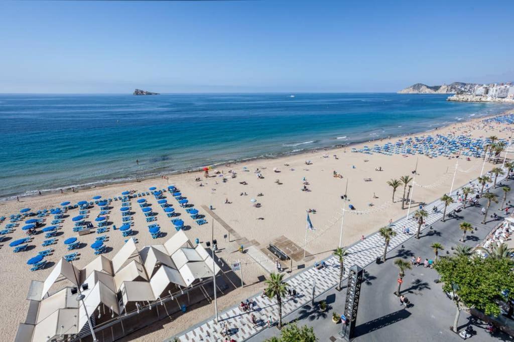 Levante Beach Front Of The Sea Estacha Benidorm Bagian luar foto