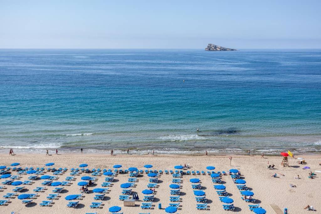 Levante Beach Front Of The Sea Estacha Benidorm Bagian luar foto