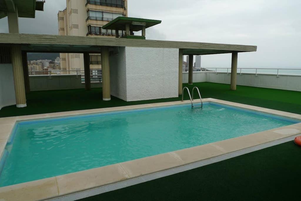 Levante Beach Front Of The Sea Estacha Benidorm Bagian luar foto